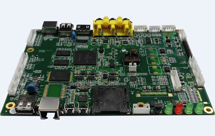 上海騰翼TP6U數(shù)字標(biāo)牌主板