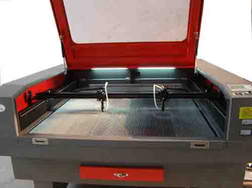 雙頭系列紡織布料切割機(jī)