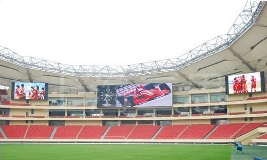 三思全彩LED顯示屏鑄就上海虹口足球場(chǎng)五朵金花