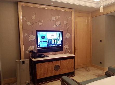 萬達(dá)旗下高端酒店品牌瑞華酒店內(nèi)安裝的三星酒店電視