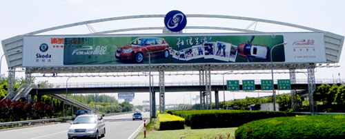 三面翻廣告塔牌的十大優(yōu)勢