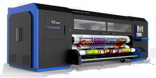 飛行船 日本LUKIO國(guó)際戰(zhàn)略合作簽約儀式暨飛圖UV單雙面同步噴繪機(jī)SDM3300i新品發(fā)布會(huì)