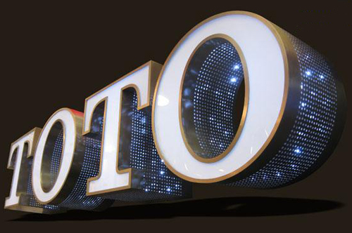 亞克力吸塑發(fā)光字特征分析