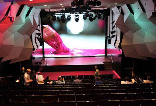 NanoLumens打造4K 2.5mm小間距LED