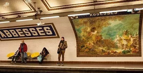 戶外LED大屏變身高雅畫廊