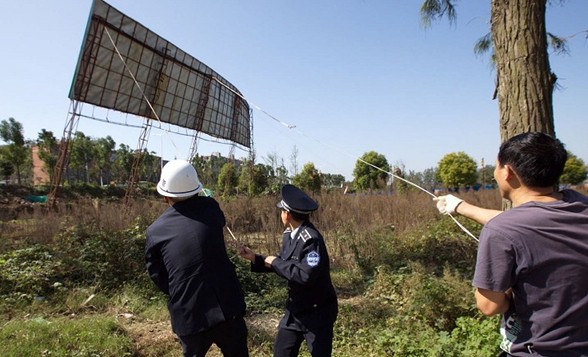 長沙秀峰街道打造“戶外廣告示范街”
