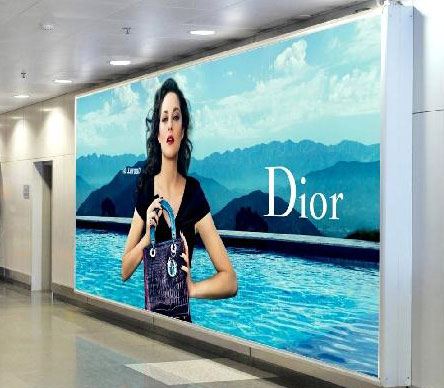 廣告燈箱墻面安裝應(yīng)注意些什么？