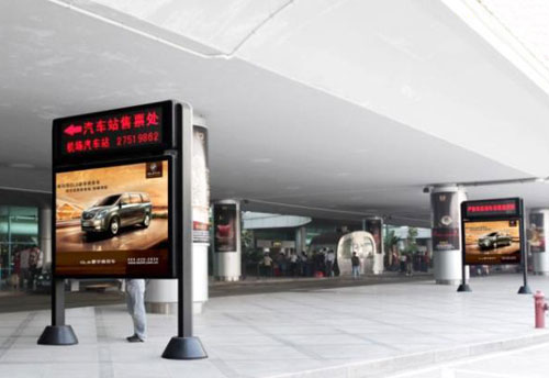 機場燈箱廣告牌優(yōu)勢分析