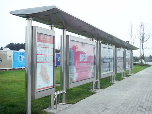 候車亭燈箱設(shè)計需要考慮哪些因素？