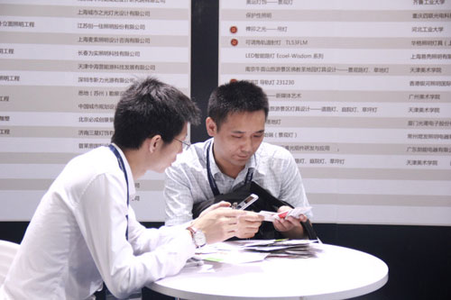 阿拉丁感謝有您，明年再會！