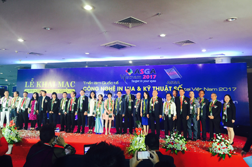 人頭攢動(dòng)|2017亞太（越南）網(wǎng)版印刷及數(shù)碼印刷展今日 盛大開幕！