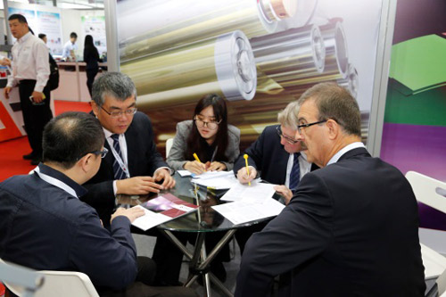 引領(lǐng)觸屏科技潮流：2017深圳國際全觸與顯示展亮點搶先看