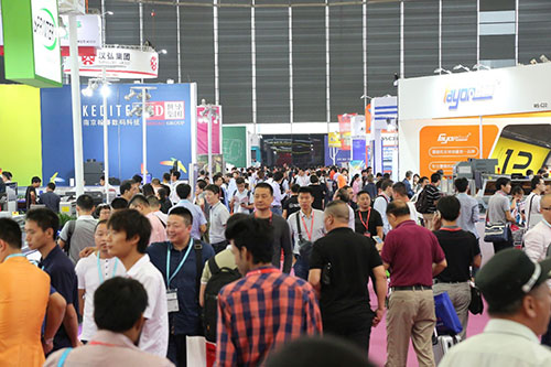 “第十六屆上海國(guó)際廣告標(biāo)識(shí)展•SIGN CHINA 2018”新增數(shù)碼印花設(shè)備及耗材專題展區(qū)