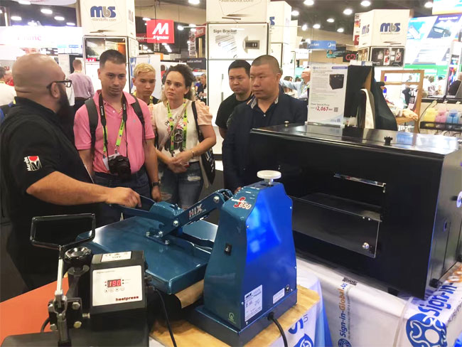 標(biāo)識網(wǎng)重裝參加ISA國際標(biāo)識展