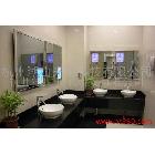 優(yōu)質(zhì)高科技時控式動感鏡面燈箱