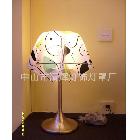 中山市燈罩加工廠生產(chǎn)臺燈布罩，壁燈燈罩，工藝布罩，膠片燈罩，