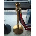 提供服務(wù)海納高檔米線，隔離帶