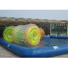 供應(yīng)廠家直銷.水上滾筒，水上球！充氣水池｜！