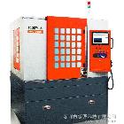 供應(yīng)鉅匠三軸雕刻機 三軸精密雕刻機廠家 銅模鋁模加工手板模型雕刻機