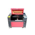 供應(yīng)廣告業(yè)激光雕刻機 亞克力激光雕刻機 雕刻機價格