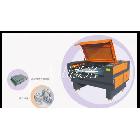 低價(jià)格 高質(zhì)量激光切割機(jī) 毛絨布料切割機(jī)