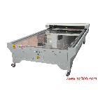 供應(yīng)海綿激光切割機(jī) PE棉剪切機(jī) EVA棉下料機(jī) 海綿裁剪機(jī)