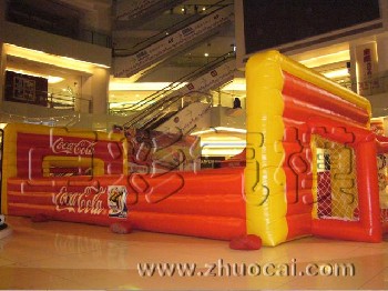 卓彩氣模供制作充氣真人桌上足球，真人足球氣模，趣味體育