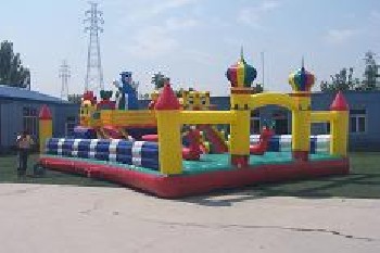 卓彩氣模供應(yīng)充氣卡通模型，供門，充氣球，充氣城堡，攀巖