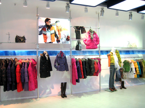 服裝架、店面陳列、天地柱-專賣店貨架、便攜展架