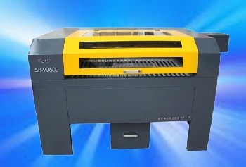 激光雕刻機(jī)