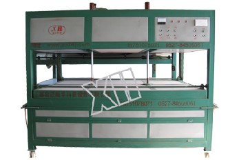專業(yè)亞克力吸塑機
