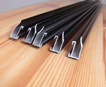 熒光板鋁合金邊框槽寬0。4MM