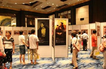 震撼價(jià)：標(biāo)準(zhǔn)展板生產(chǎn)廠家 雙面白色PVC 展覽標(biāo)攤白板 八棱柱