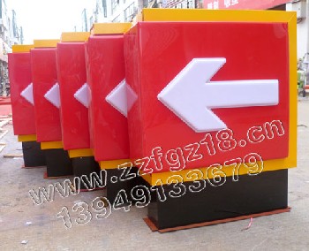 供應(yīng)加油站燈箱 中國(guó)石油進(jìn)出口燈箱 亞克力吸塑燈箱 進(jìn)出口指示牌