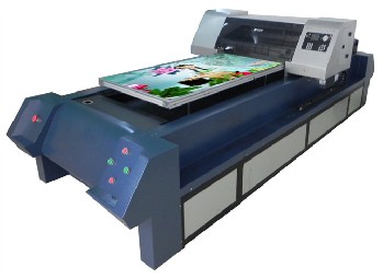 供應(yīng)A0平板打印機(jī) 萬(wàn)能打印機(jī) 中小企業(yè)生產(chǎn) 單件不加價(jià)